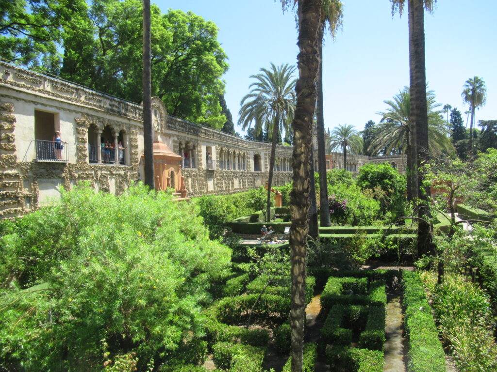 Die weitläufigen Gärten des Real Alcazar