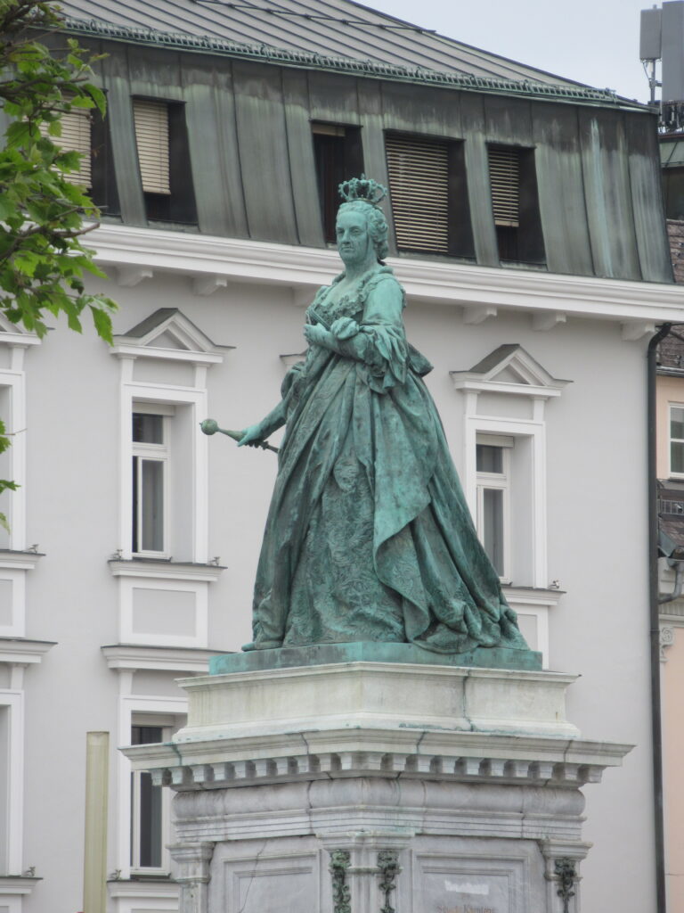 Statue in Klagenfurt